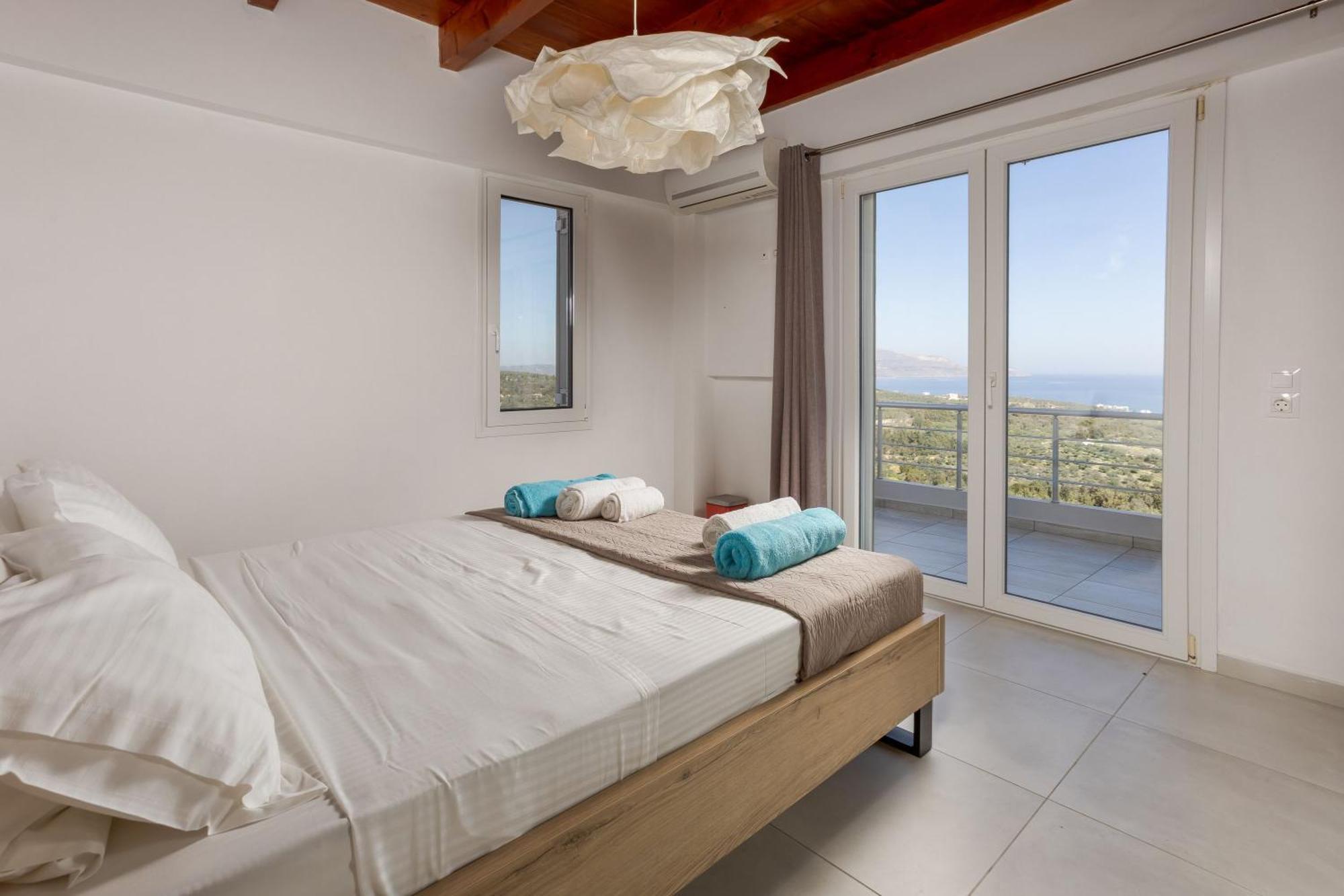 Villa Konstantinos Hilltop Vineyard Escape 알미리다 외부 사진